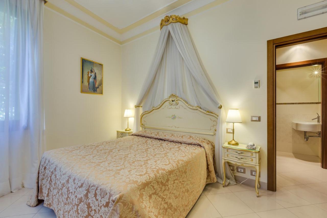 Hotel Bernardi Semenzato Венеция Экстерьер фото